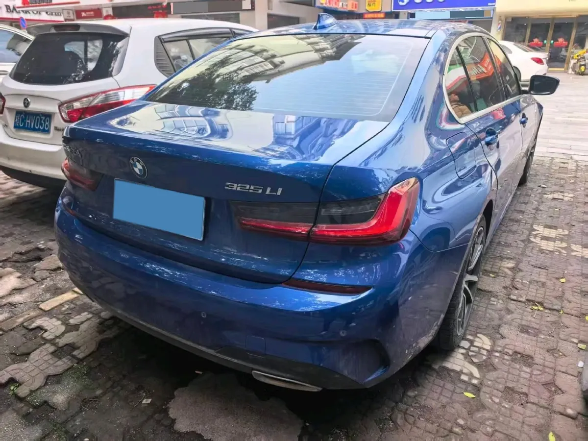 2021 BMW 3 Series 2.0T 184HP L4 8AT,autocango,china used car exporter,china ev exporter,chinese used car exporter,chinese used ev exporter