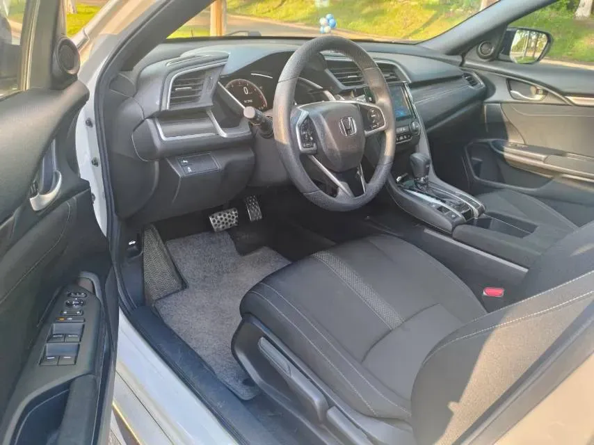 2021 Honda Civic 1.5T 177HP L4 CVT,autocango,china used car exporter,china ev exporter,chinese used car exporter,chinese used ev exporter