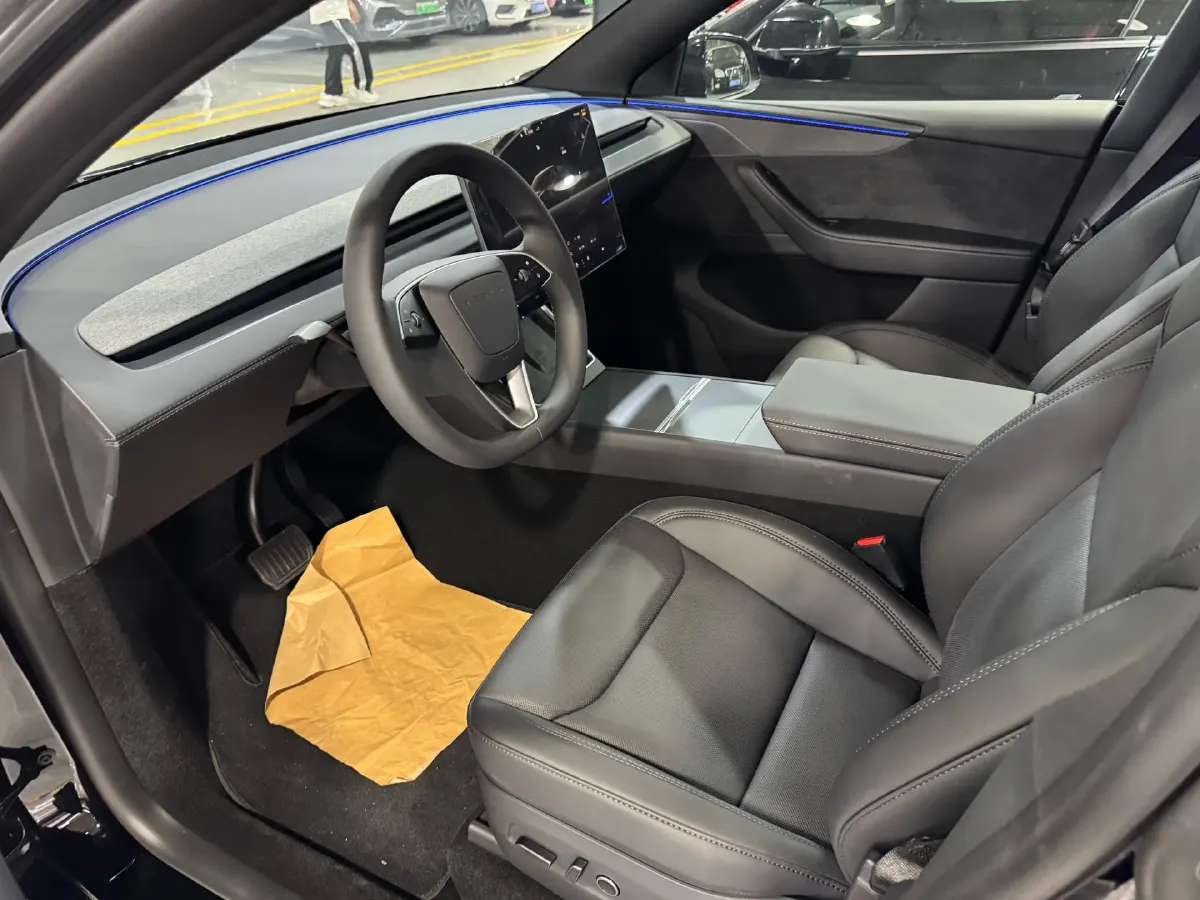 2026 Tesla Model Y BEV,autocango,china used car exporter,china ev exporter,chinese used car exporter,chinese used ev exporter