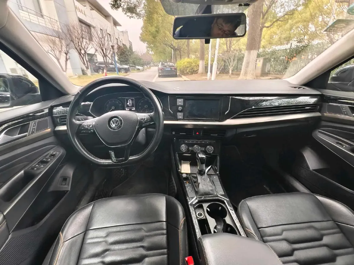 2019 Skoda Kodiak 2.0T 186HP L4 7DCT,autocango,china used car exporter,china ev exporter,chinese used car exporter,chinese used ev exporter