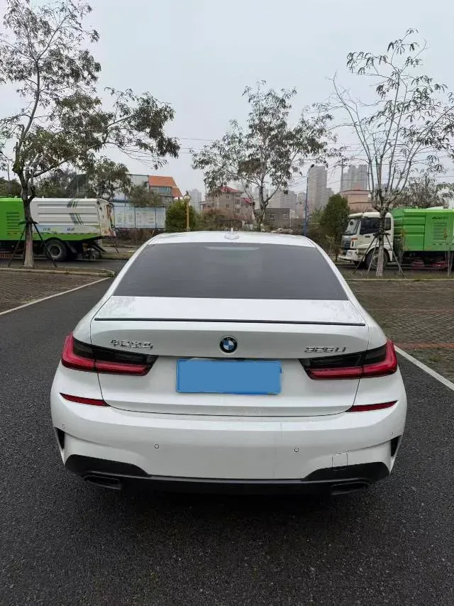 2021 BMW 3 Series 2.0T 184HP L4 8AT,autocango,china used car exporter,china ev exporter,chinese used car exporter,chinese used ev exporter