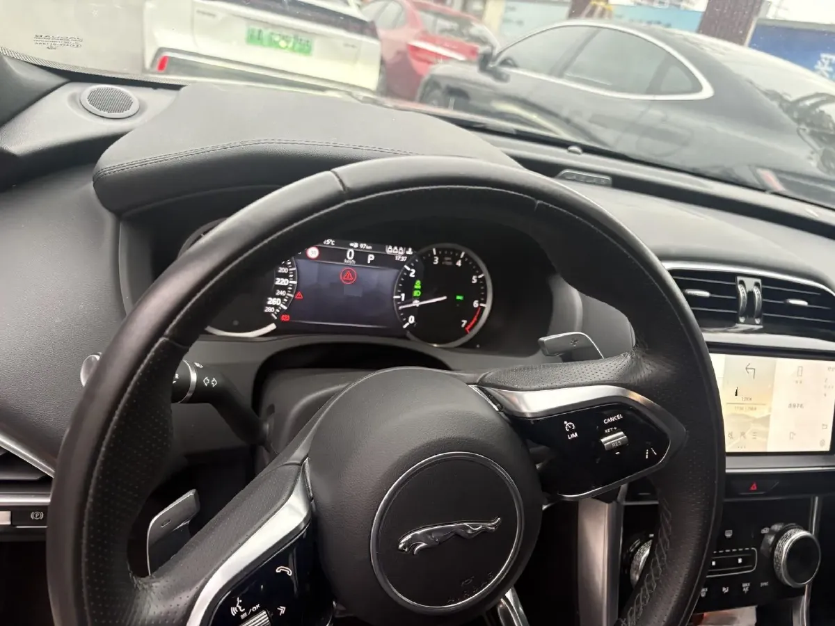 2023 Jaguar XEL 2.0T 200HP L4 8AT,autocango,china used car exporter,china ev exporter,chinese used car exporter,chinese used ev exporter