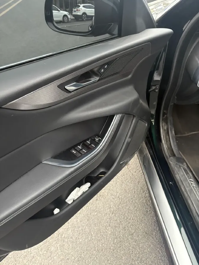 2023 Jaguar XEL 2.0T 200HP L4 8AT,autocango,china used car exporter,china ev exporter,chinese used car exporter,chinese used ev exporter