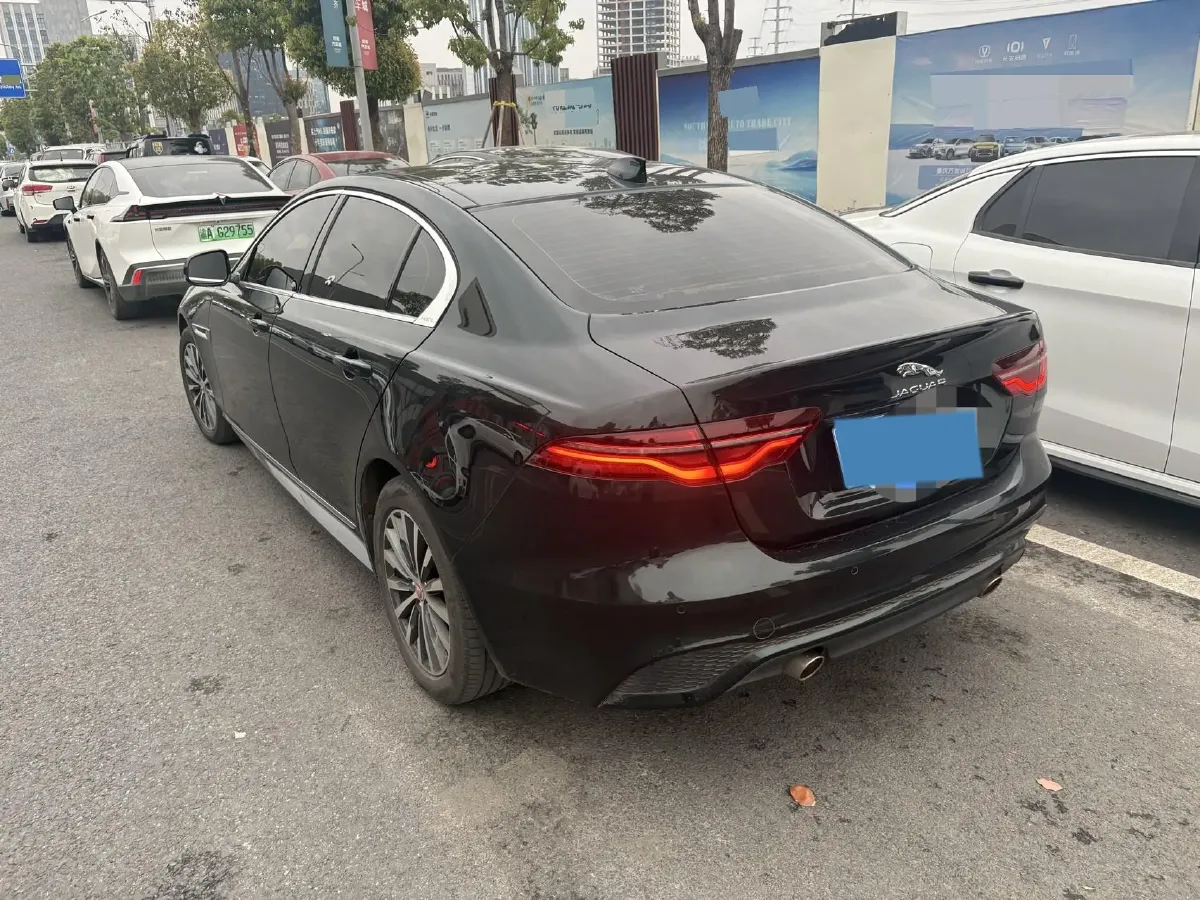 2023 Jaguar XEL 2.0T 200HP L4 8AT,autocango,china used car exporter,china ev exporter,chinese used car exporter,chinese used ev exporter