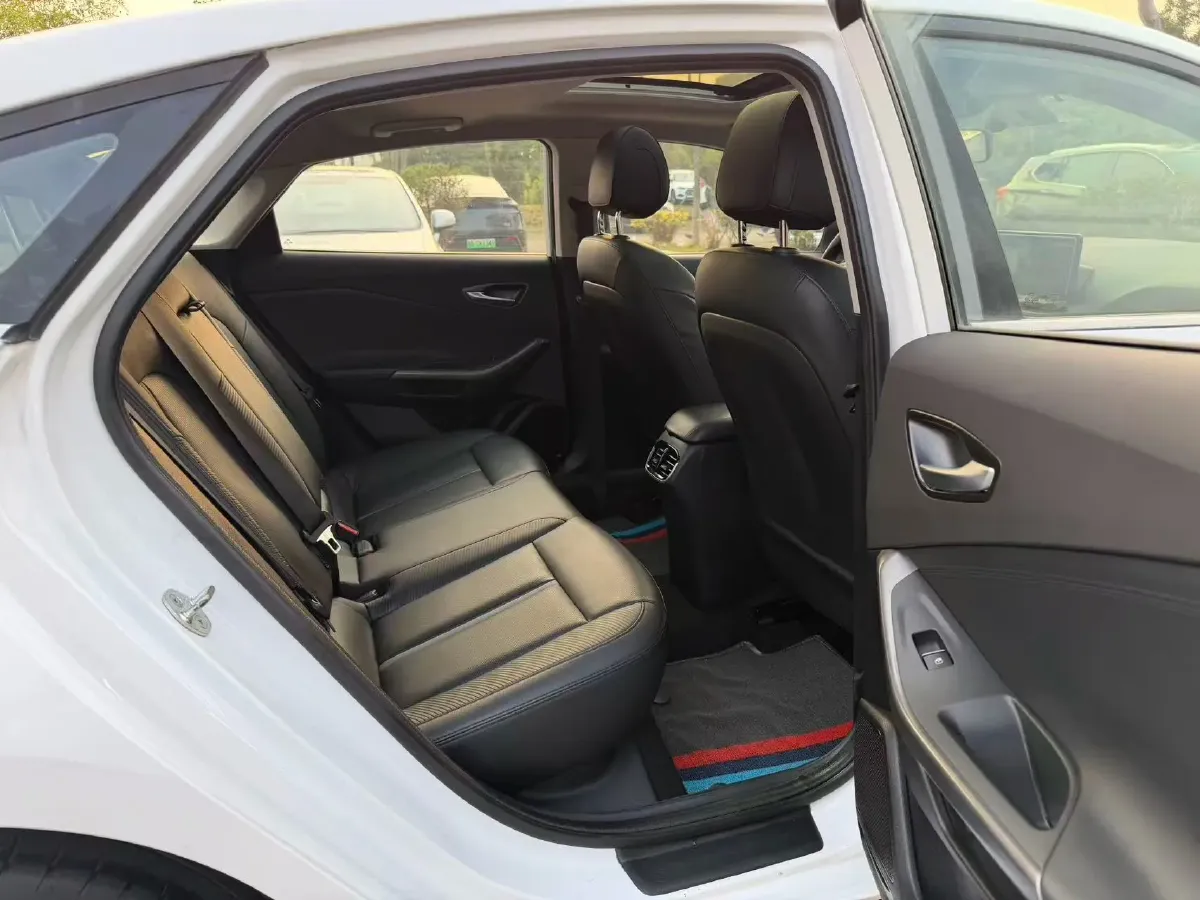 2019 Hyundai La Festa 1.6T 204HP L4 7DCT,autocango,china used car exporter,china ev exporter,chinese used car exporter,chinese used ev exporter