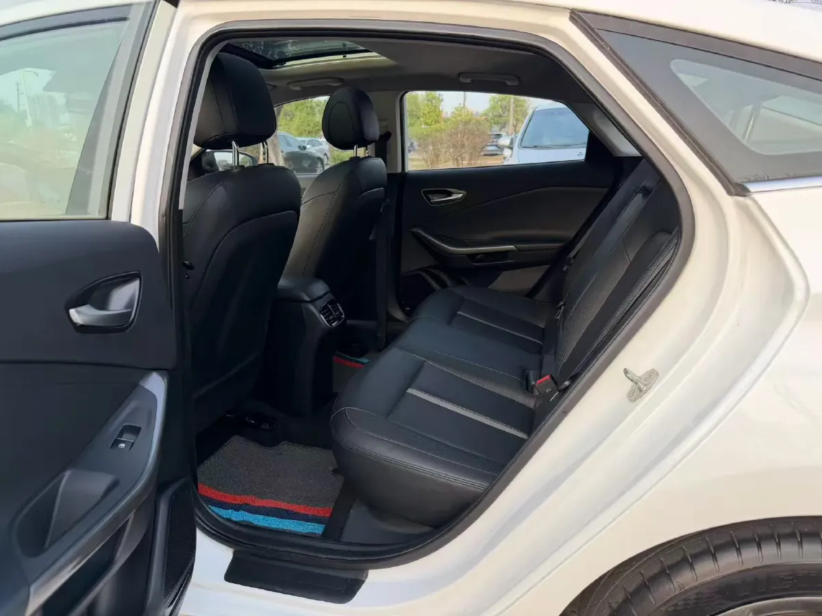 2019 Hyundai La Festa 1.6T 204HP L4 7DCT,autocango,china used car exporter,china ev exporter,chinese used car exporter,chinese used ev exporter