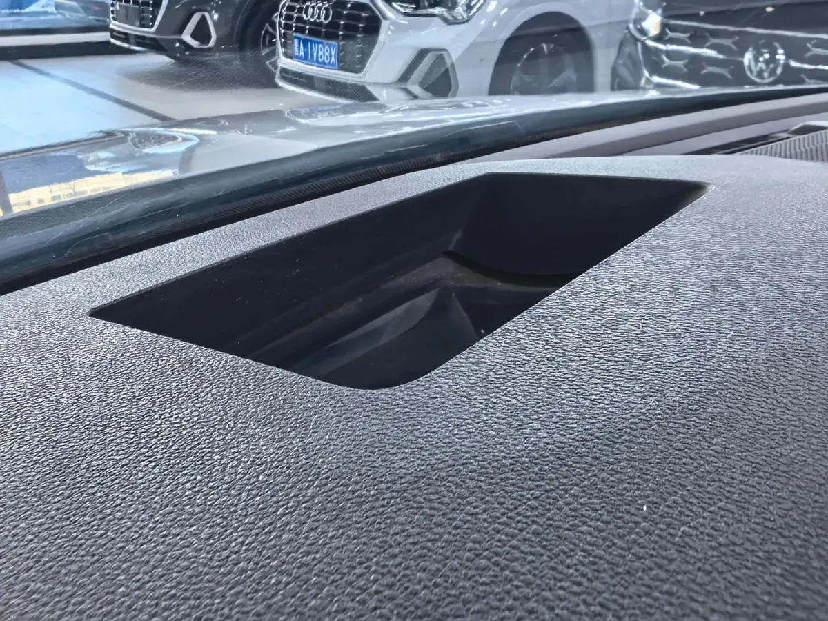 2022 Skoda Octavia 1.4T 150HP L4 7DCT,autocango,china used car exporter,china ev exporter,chinese used car exporter,chinese used ev exporter