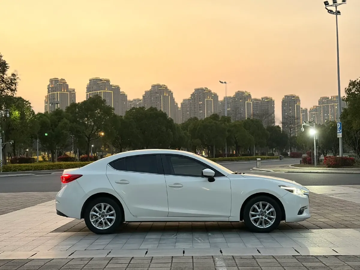 2017 Mazda 3 Axela 1.5L 117HP L4 6AT,autocango,china used car exporter,china ev exporter,chinese used car exporter,chinese used ev exporter
