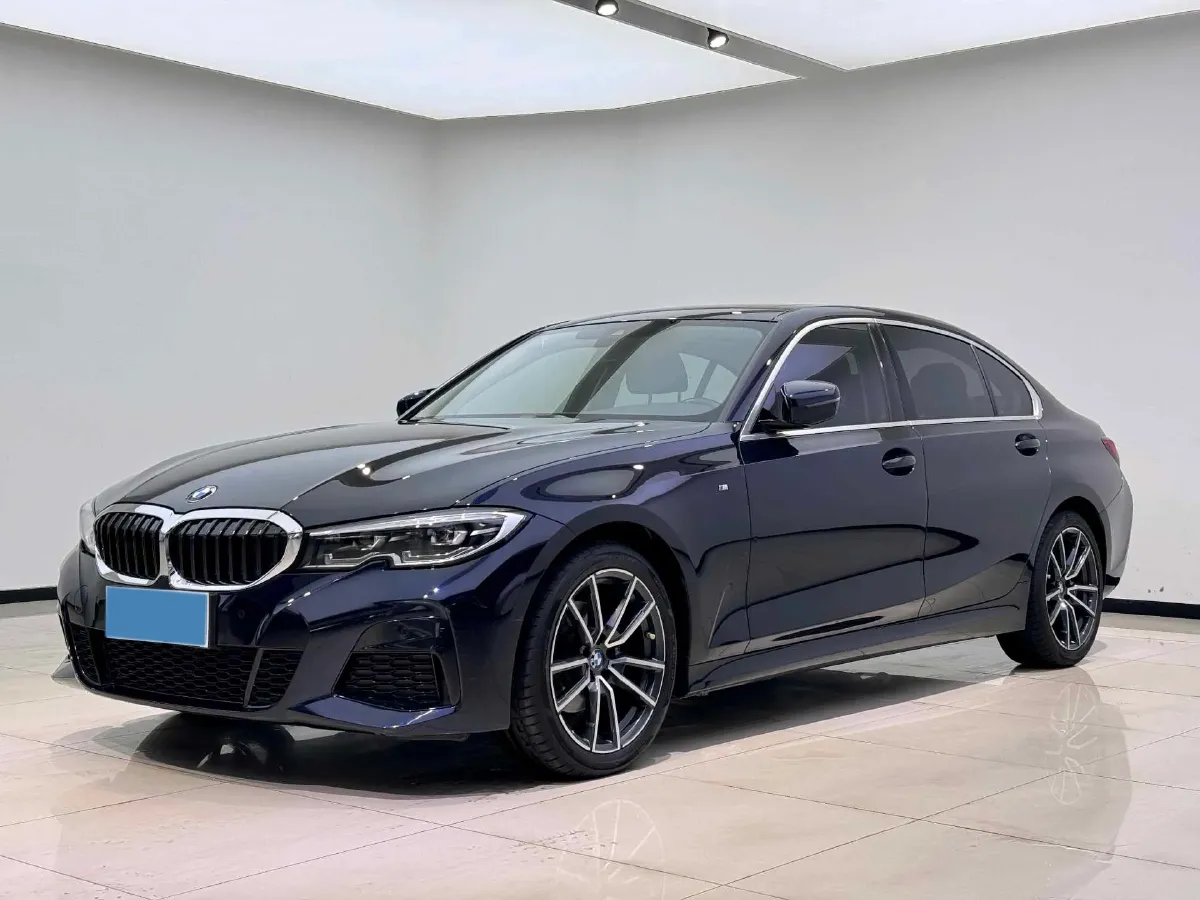 2022 BMW 3 Series 2.0T 184HP L4 8AT,autocango,china used car exporter,china ev exporter,chinese used car exporter,chinese used ev exporter