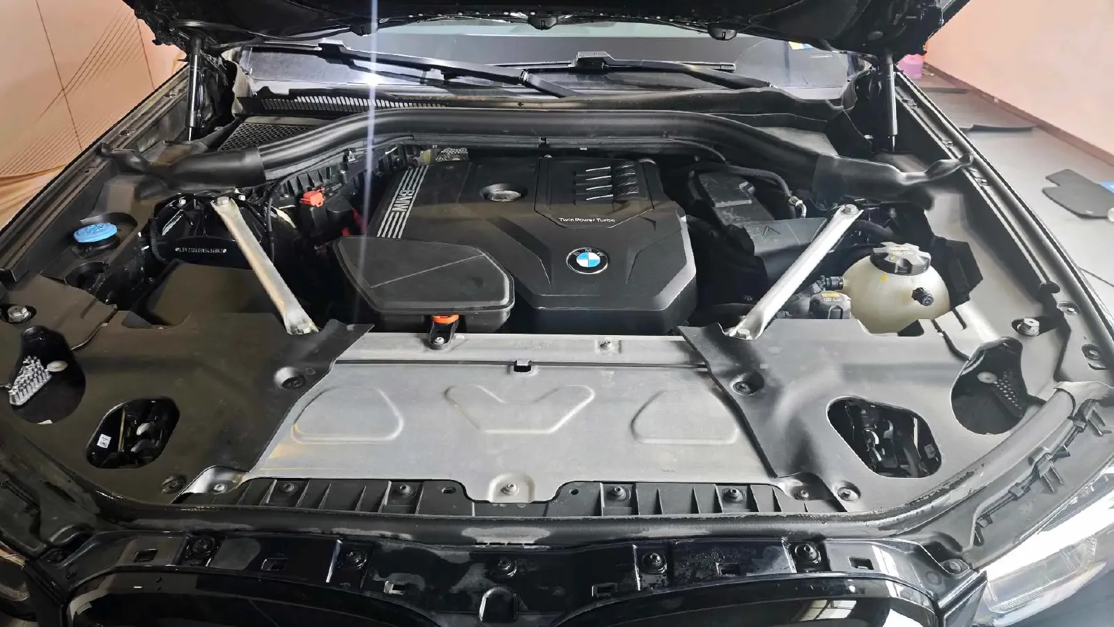 2022 BMW X3 2.0T 252HP L4 8AT,autocango,china used car exporter,china ev exporter,chinese used car exporter,chinese used ev exporter