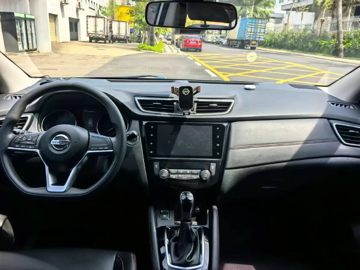 2021 Nissan Qashqai 2.0L 151HP L4 CVT,autocango,china used car exporter,china ev exporter,chinese used car exporter,chinese used ev exporter