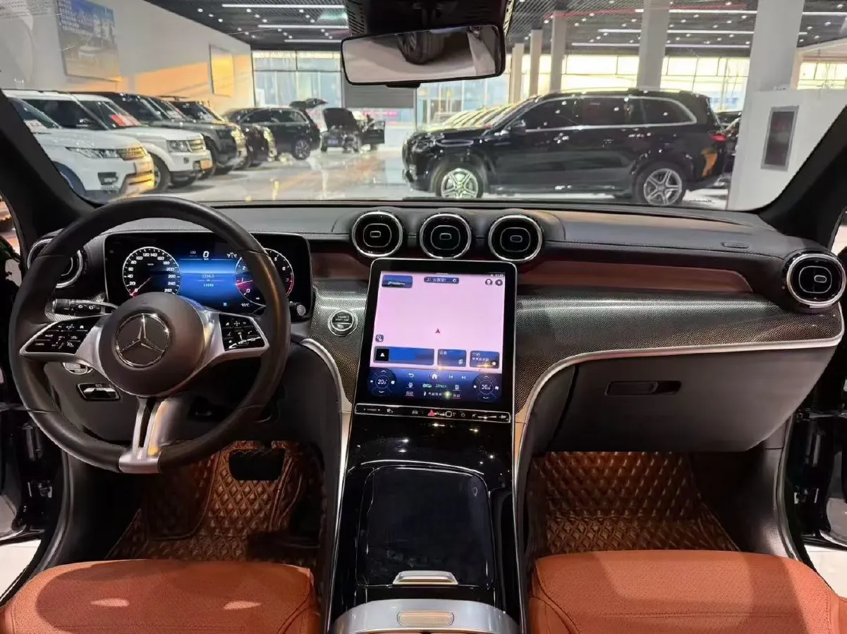 2023 Mercedes-Benz GLC Class 2.0T 204HP L4 9AT,autocango,china used car exporter,china ev exporter,chinese used car exporter,chinese used ev exporter