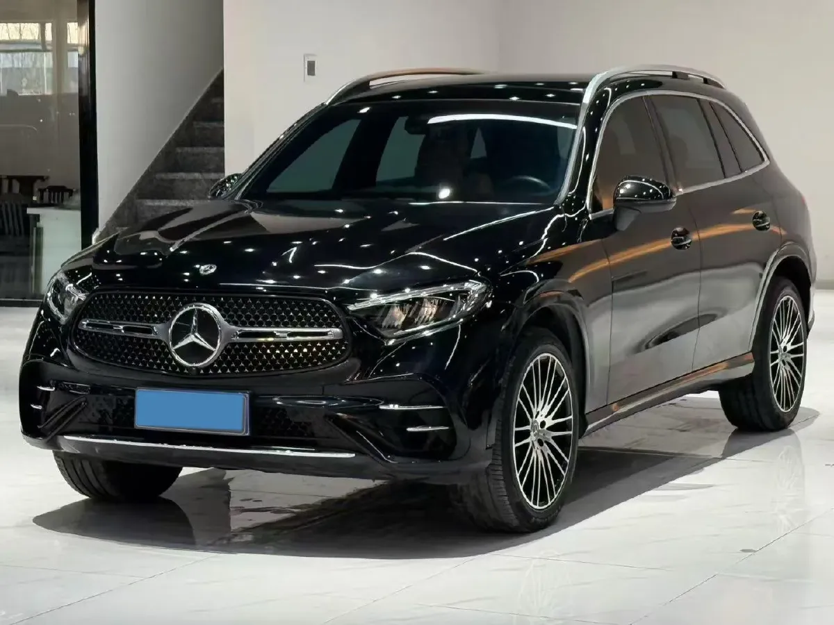 2023 Mercedes-Benz GLC Class 2.0T 204HP L4 9AT,autocango,china used car exporter,china ev exporter,chinese used car exporter,chinese used ev exporter