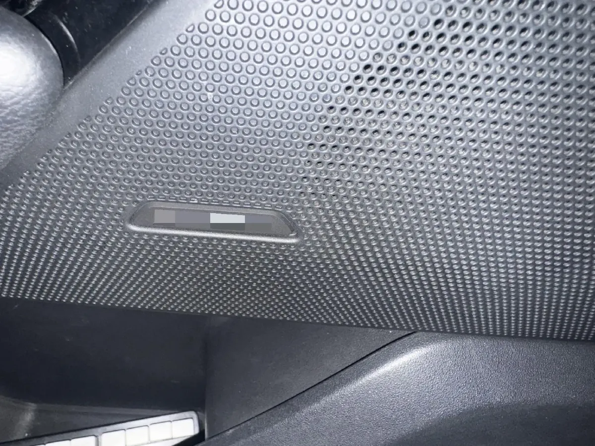 2020 Land Rover Range Rover Velar 3.0T 340HP V6 8AT,autocango,china used car exporter,china ev exporter,chinese used car exporter,chinese used ev exporter