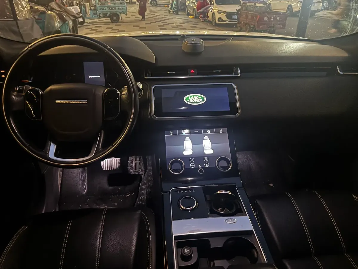 2020 Land Rover Range Rover Velar 3.0T 340HP V6 8AT,autocango,china used car exporter,china ev exporter,chinese used car exporter,chinese used ev exporter