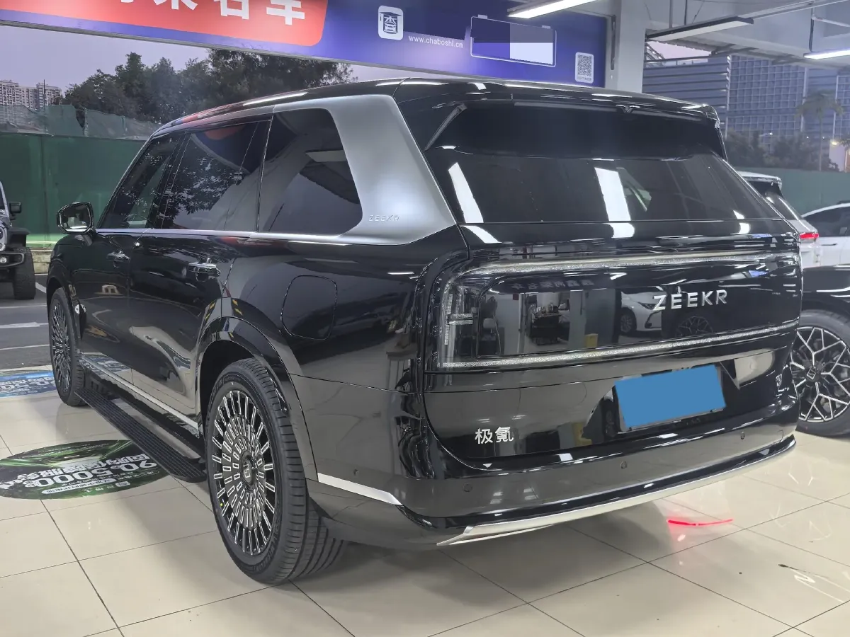 2025 Zeekr 9X 2.0T 279HP L4 1DHT PHEV,autocango,china used car exporter,china ev exporter,chinese used car exporter,chinese used ev exporter