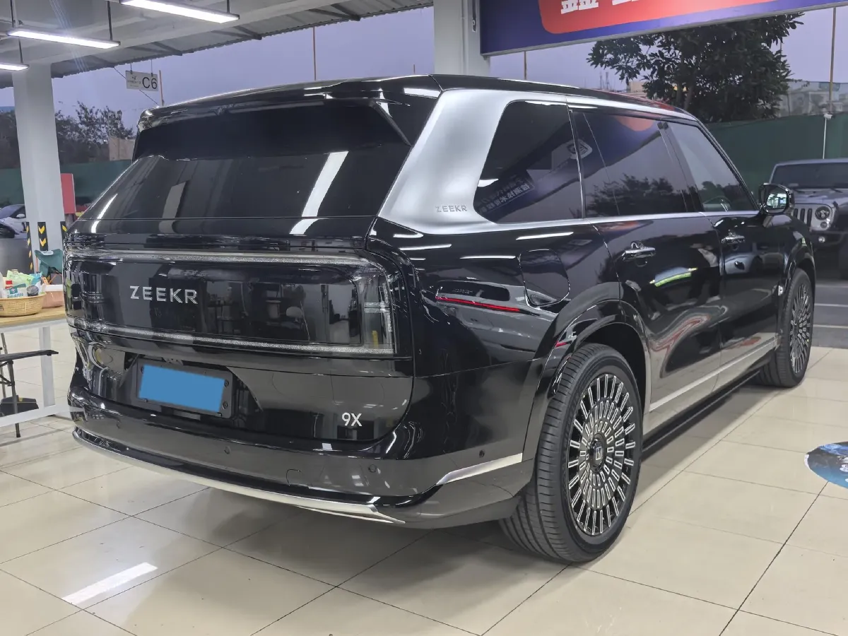 2025 Zeekr 9X 2.0T 279HP L4 1DHT PHEV,autocango,china used car exporter,china ev exporter,chinese used car exporter,chinese used ev exporter
