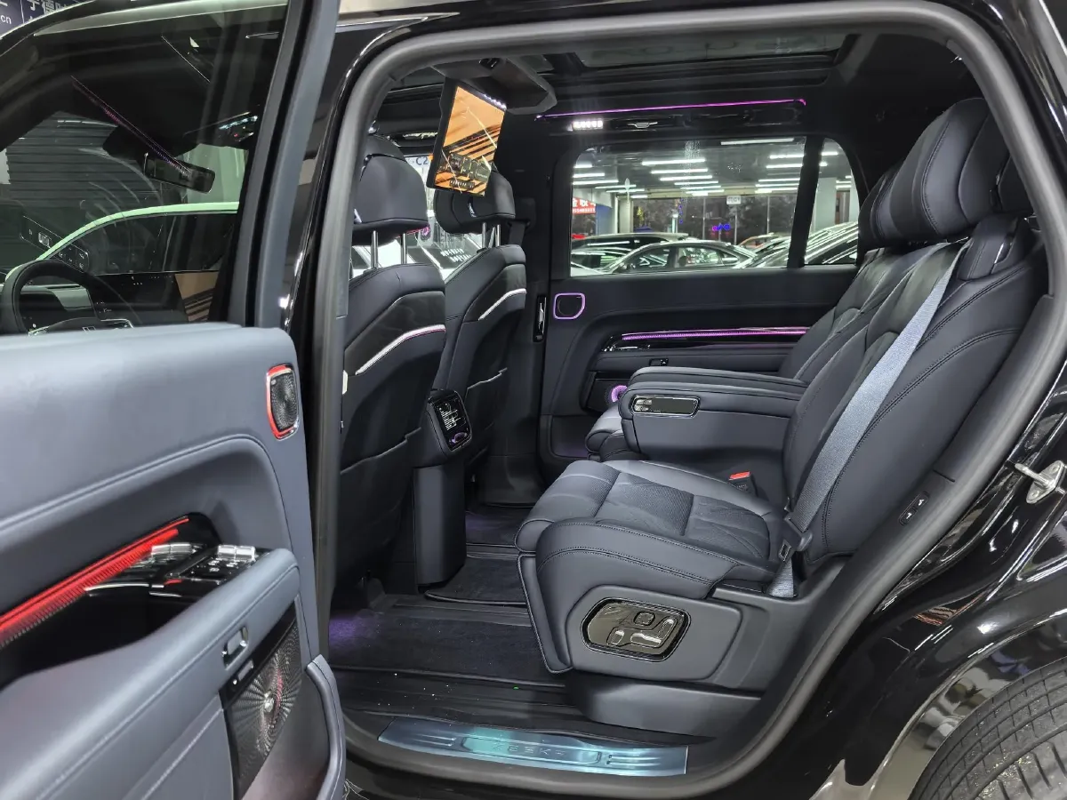 2025 Zeekr 9X 2.0T 279HP L4 1DHT PHEV,autocango,china used car exporter,china ev exporter,chinese used car exporter,chinese used ev exporter