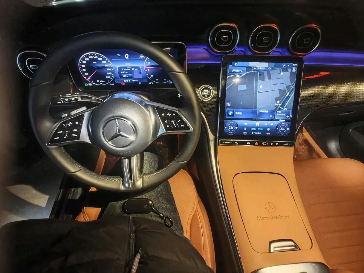 2025 Mercedes-Benz GLC Class 2.0T 204HP L4 9AT,autocango,china used car exporter,china ev exporter,chinese used car exporter,chinese used ev exporter