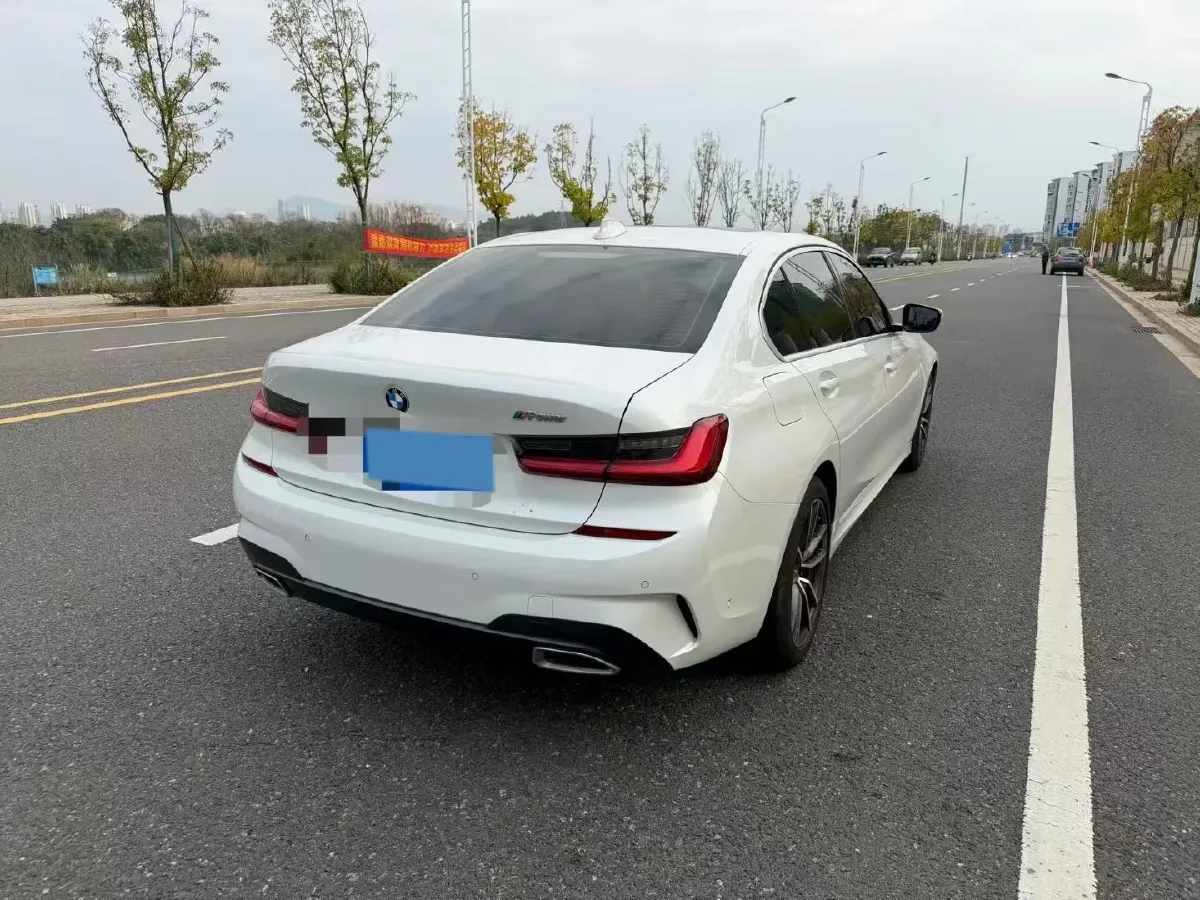 2021 BMW 3 Series 2.0T 184HP L4 8AT,autocango,china used car exporter,china ev exporter,chinese used car exporter,chinese used ev exporter