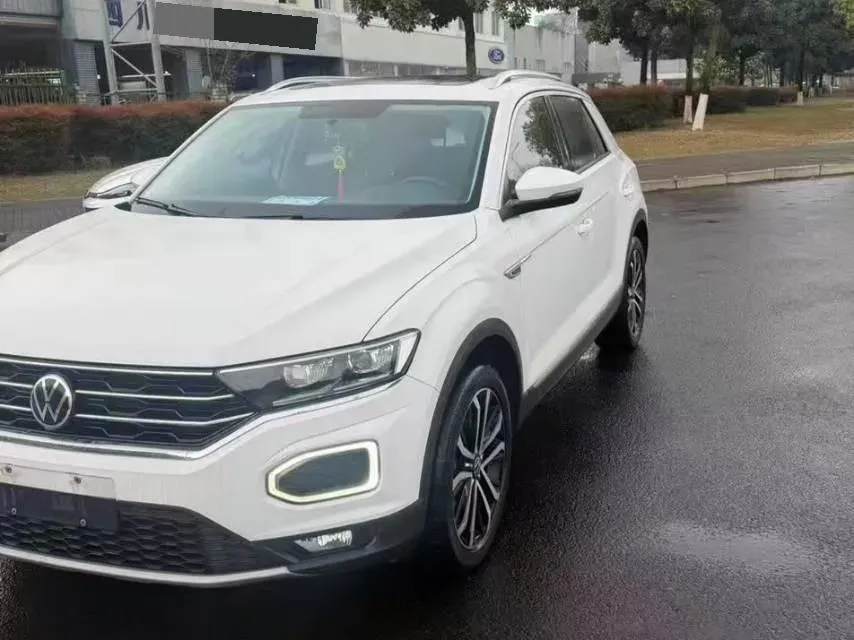 2021 Volkswagen T-Roc 1.4T 150HP L4 7DCT,autocango,china used car exporter,china ev exporter,chinese used car exporter,chinese used ev exporter