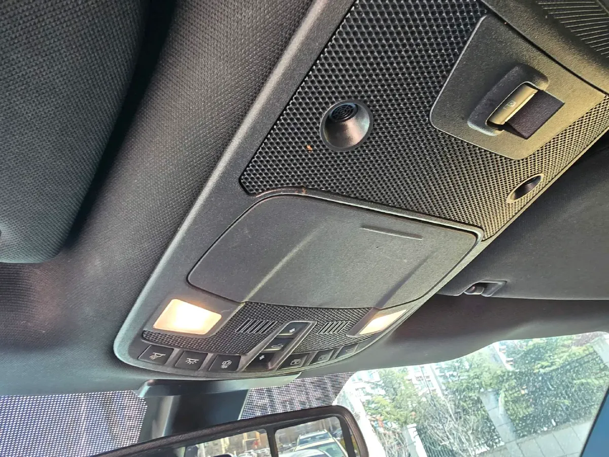 2018 Mercedes-Benz E Class 2.0T 184HP L4 9AT,autocango,china used car exporter,china ev exporter,chinese used car exporter,chinese used ev exporter