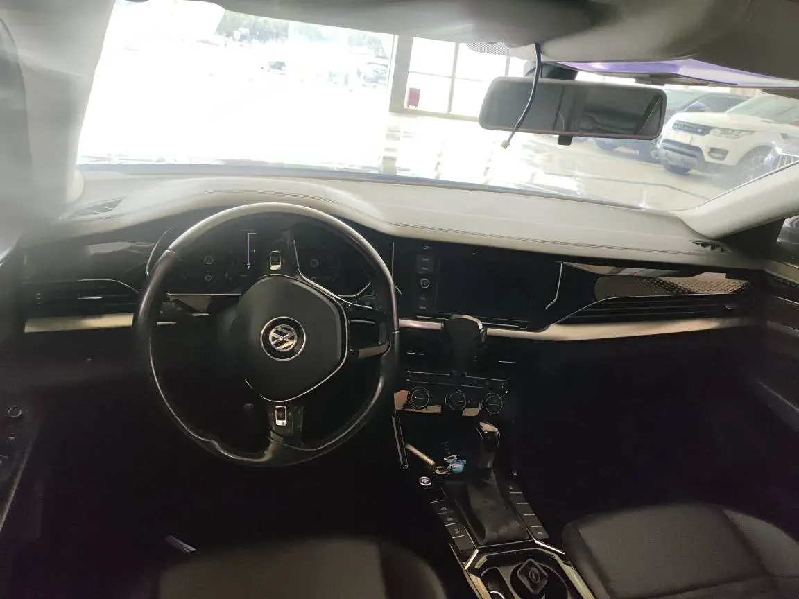 2019 Skoda Kodiak 2.0T 186HP L4 7DCT,autocango,china used car exporter,china ev exporter,chinese used car exporter,chinese used ev exporter