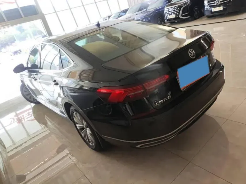 2019 Skoda Kodiak 2.0T 186HP L4 7DCT,autocango,china used car exporter,china ev exporter,chinese used car exporter,chinese used ev exporter