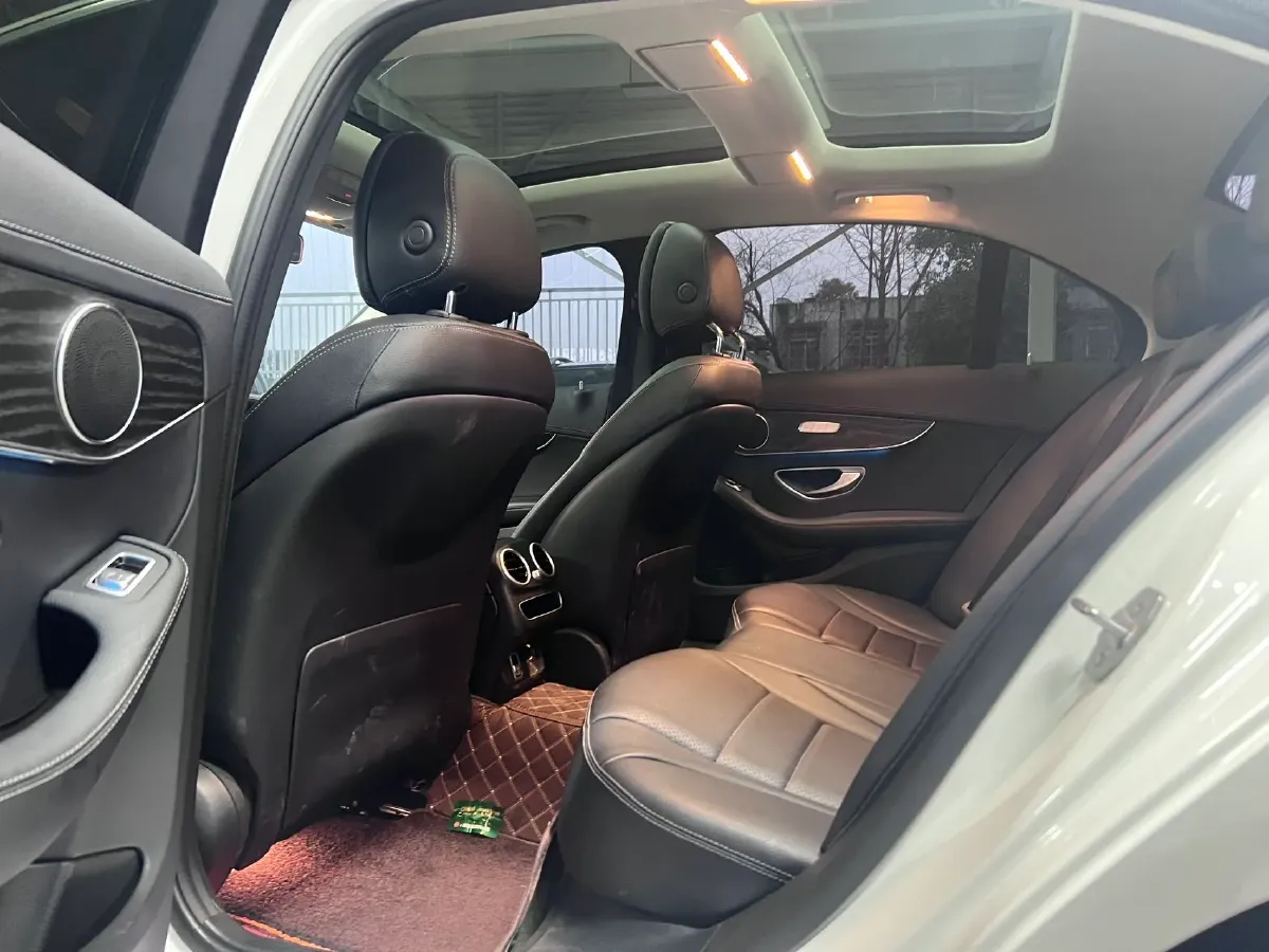 2021 Mercedes-Benz C Class 1.5T 156HP L4 9AT,autocango,china used car exporter,china ev exporter,chinese used car exporter,chinese used ev exporter