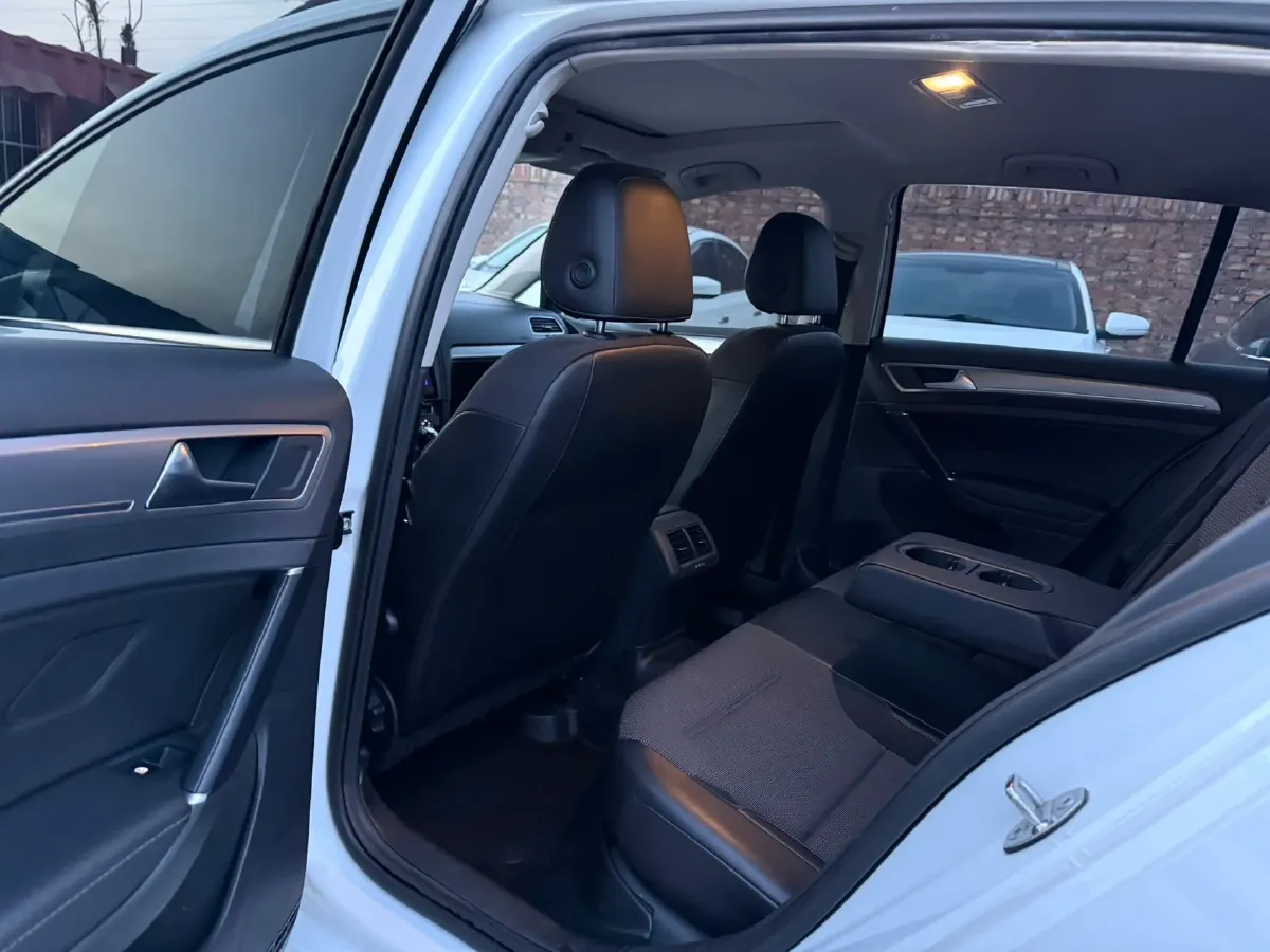 2018 Volkswagen Golf 1.4T 131HP L4 7DCT,autocango,china used car exporter,china ev exporter,chinese used car exporter,chinese used ev exporter