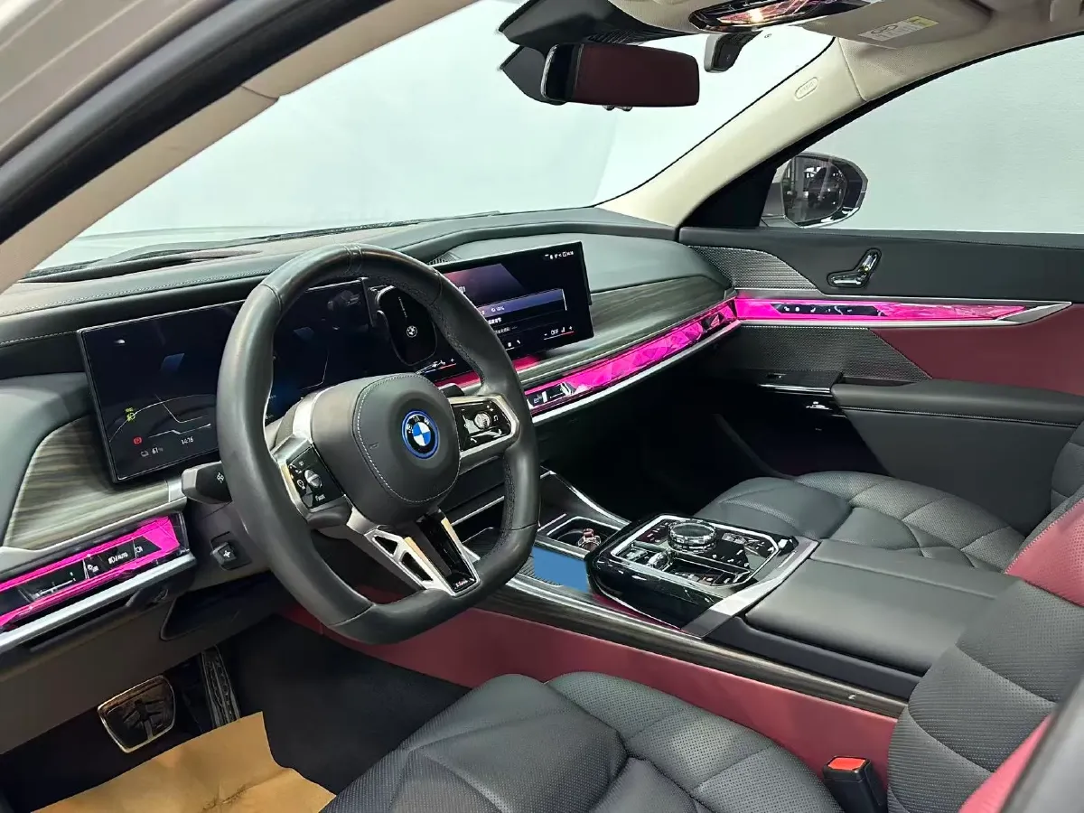 2023 BMW i7 BEV 101.7KWH,autocango,china used car exporter,china ev exporter,chinese used car exporter,chinese used ev exporter