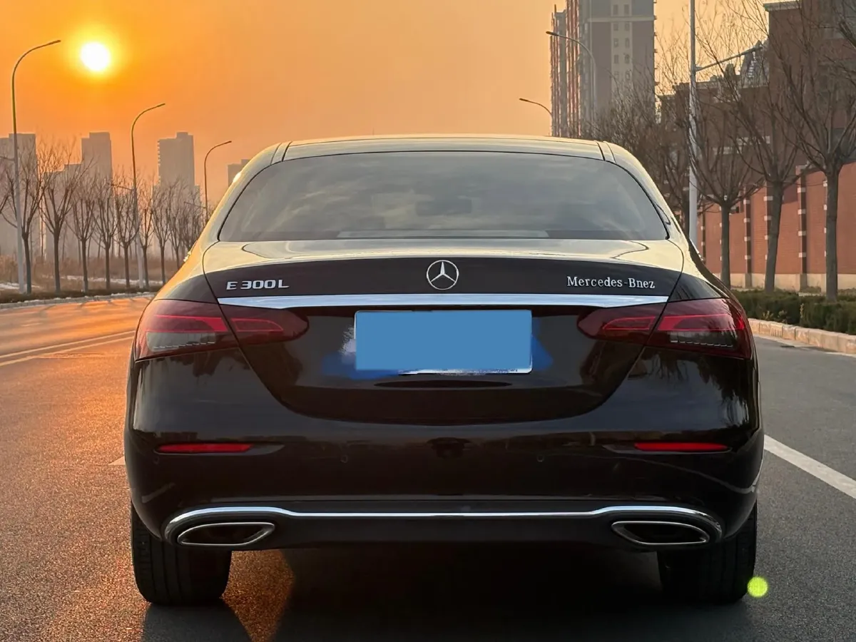 2021 Mercedes-Benz E Class 2.0T 258HP L4 9AT,autocango,china used car exporter,china ev exporter,chinese used car exporter,chinese used ev exporter