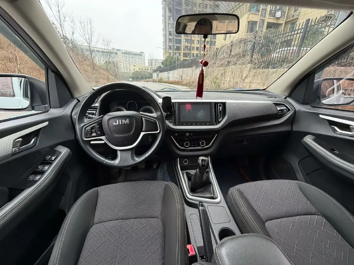 2018 Isuzu Jim 2.0T 204HP L4 5MT,autocango,china used car exporter,china ev exporter,chinese used car exporter,chinese used ev exporter