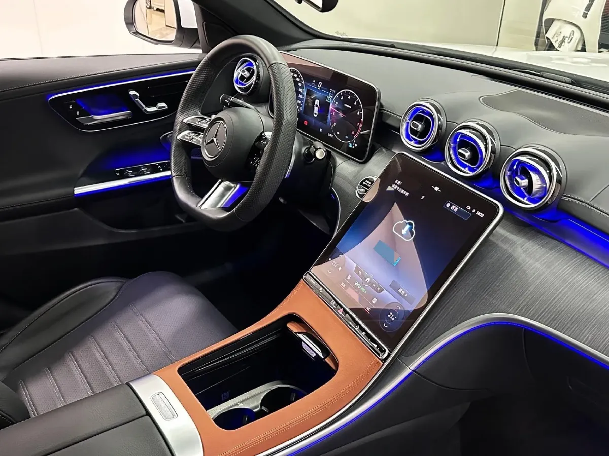 2023 Mercedes-Benz C Class 1.5T 204HP L4 9AT,autocango,china used car exporter,china ev exporter,chinese used car exporter,chinese used ev exporter