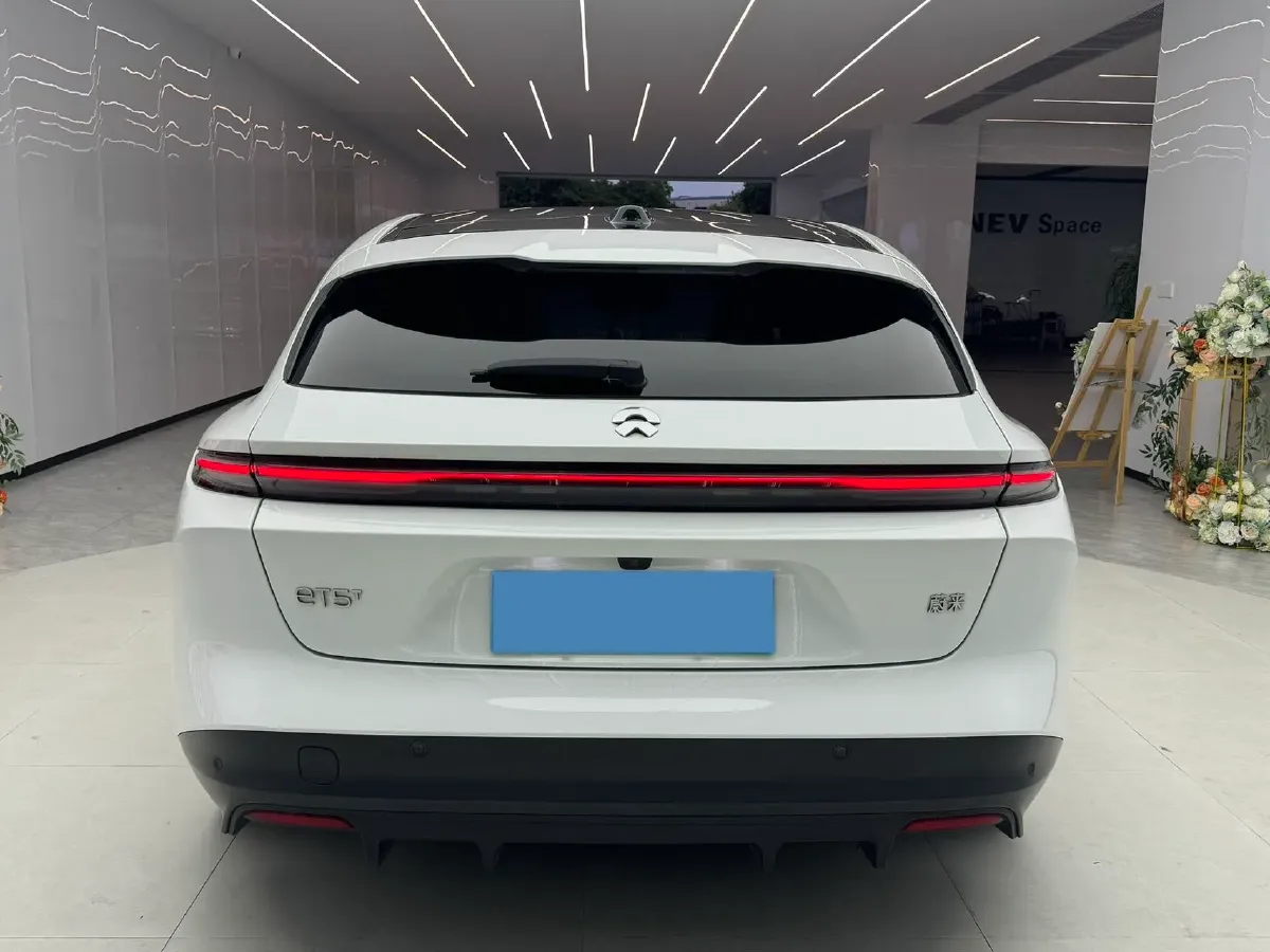 2024 NIO ET5T BEV 100KWH,autocango,china used car exporter,china ev exporter,chinese used car exporter,chinese used ev exporter