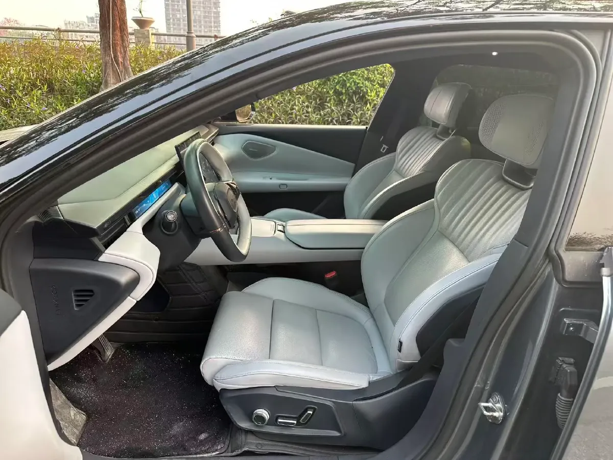 2025 Lexus NX 2.0L 169HP L4 CVT,autocango,china used car exporter,china ev exporter,chinese used car exporter,chinese used ev exporter