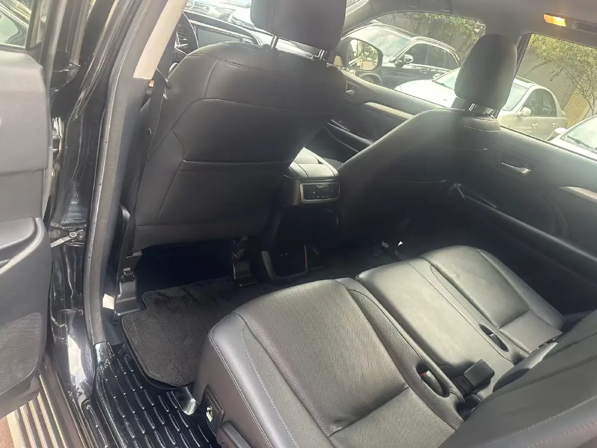 2019 Mazda CX-8 2.5L 192HP L4 6AT,autocango,china used car exporter,china ev exporter,chinese used car exporter,chinese used ev exporter