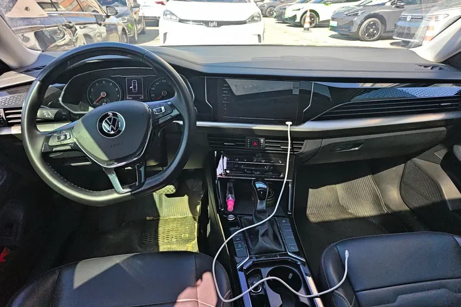 2020 Volkswagen Passat 1.4T 150HP L4 7DCT,autocango,china used car exporter,china ev exporter,chinese used car exporter,chinese used ev exporter