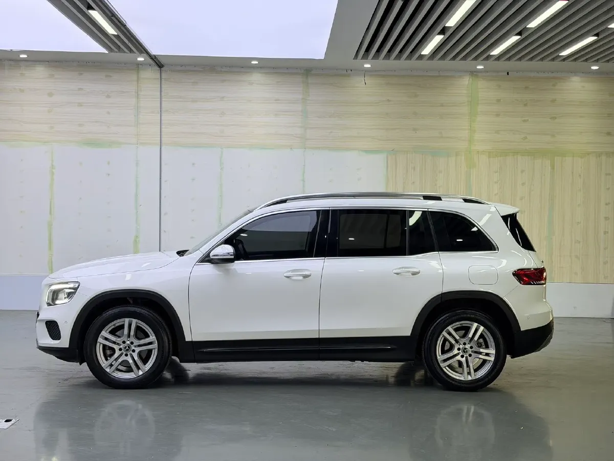 2023 Mercedes-Benz GLB Class 1.3T 163HP L4 7DCT,autocango,china used car exporter,china ev exporter,chinese used car exporter,chinese used ev exporter