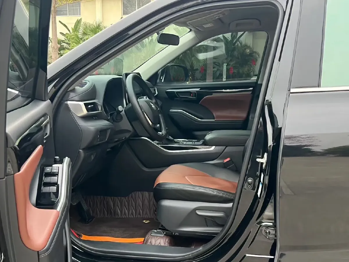 2022 Toyota Highlander 2.5L 192HP L4 E-CVT Hybrid,autocango,china used car exporter,china ev exporter,chinese used car exporter,chinese used ev exporter