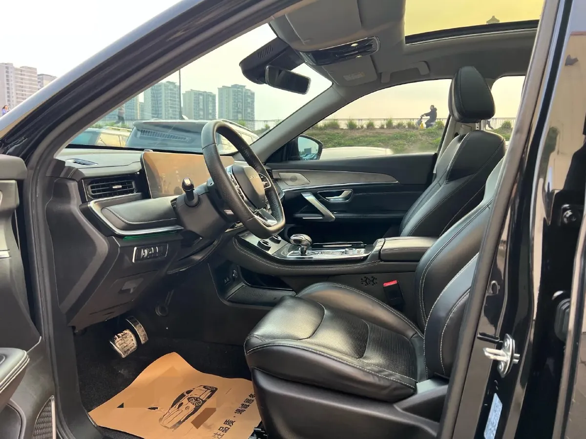 2021 Jetour X70 Plus 1.6T 197HP L4 7DCT,autocango,china used car exporter,china ev exporter,chinese used car exporter,chinese used ev exporter