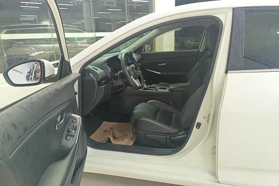 2022 Nissan Sylphy 1.6L 135HP L4 CVT,autocango,china used car exporter,china ev exporter,chinese used car exporter,chinese used ev exporter