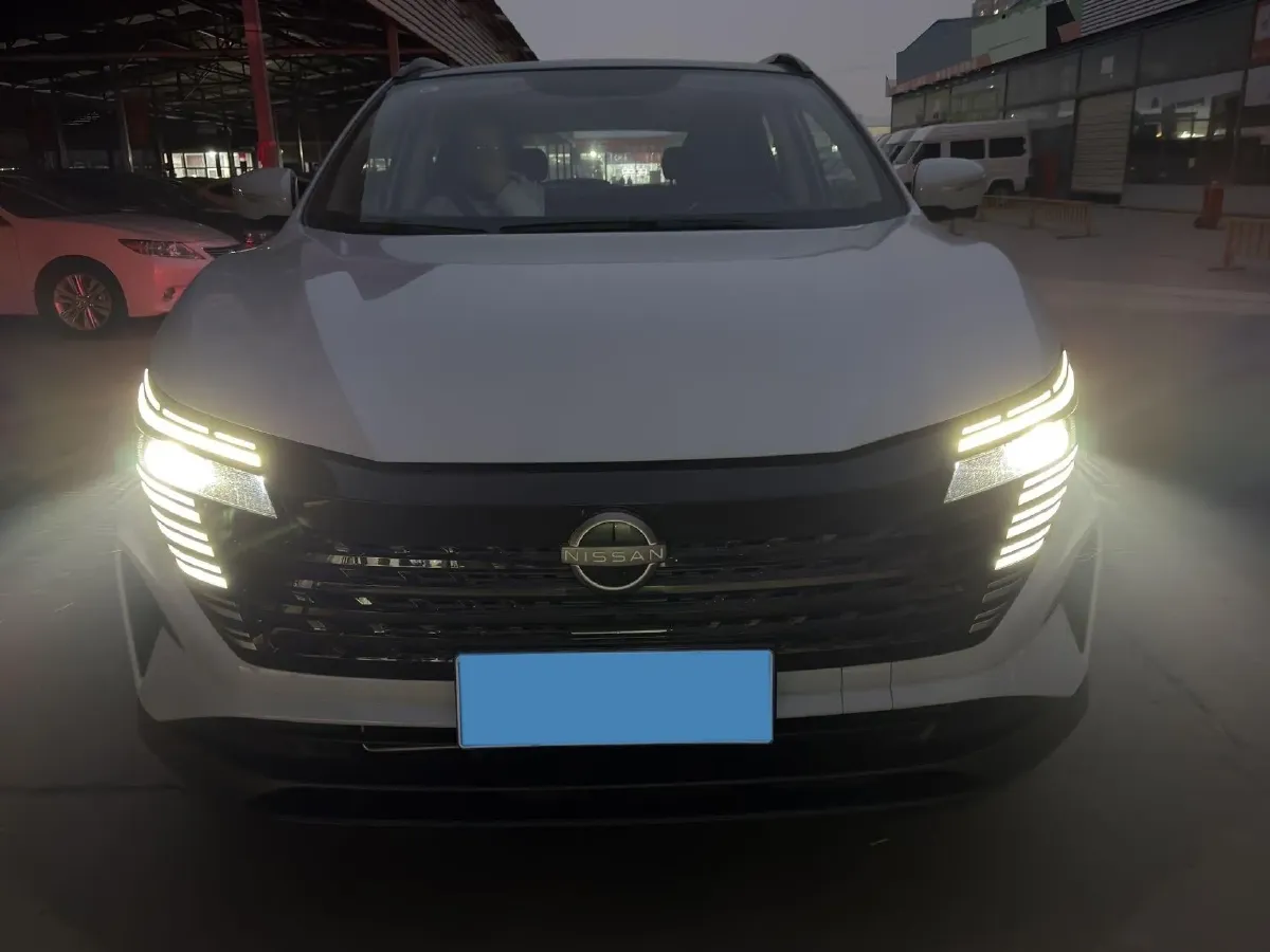 2025 Nissan Qashqai 2.0L 151HP L4 CVT,autocango,china used car exporter,china ev exporter,chinese used car exporter,chinese used ev exporter