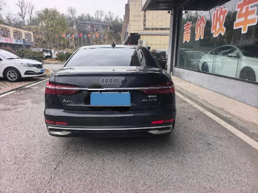 2023 Audi A6L 2.0T 190HP L4 7DCT,autocango,china used car exporter,china ev exporter,chinese used car exporter,chinese used ev exporter