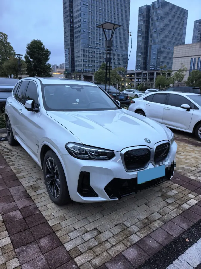 2023 BMW iX3 BEV 80KWH,autocango,china used car exporter,china ev exporter,chinese used car exporter,chinese used ev exporter