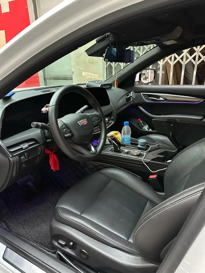 2024 Cadillac CT5 2.0T 237HP L4 10AT,autocango,china used car exporter,china ev exporter,chinese used car exporter,chinese used ev exporter