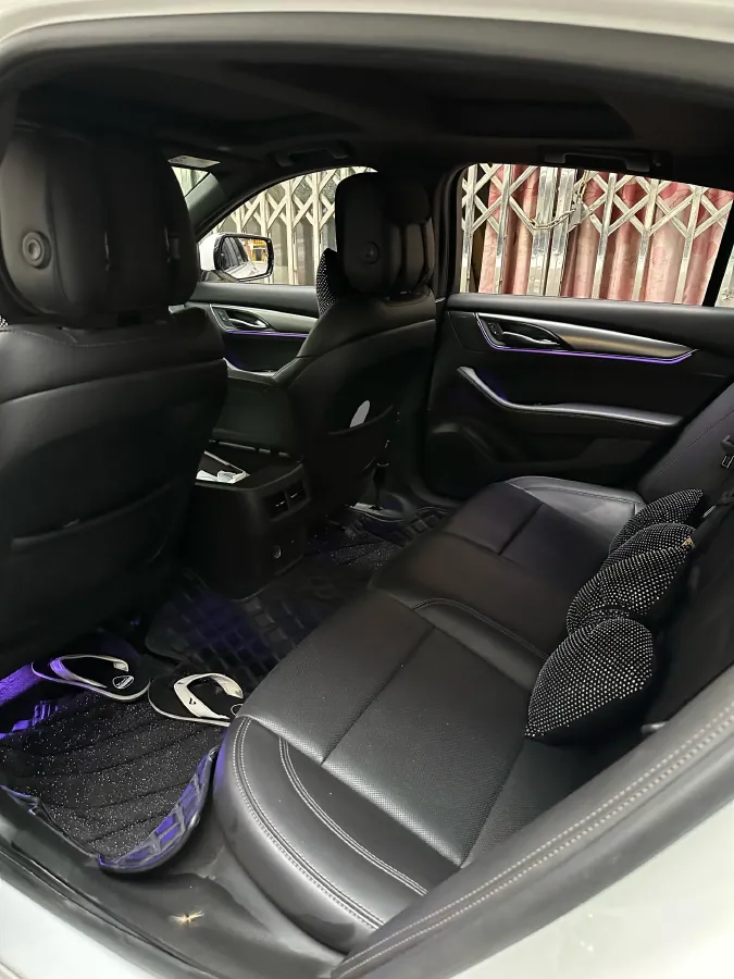 2024 Cadillac CT5 2.0T 237HP L4 10AT,autocango,china used car exporter,china ev exporter,chinese used car exporter,chinese used ev exporter