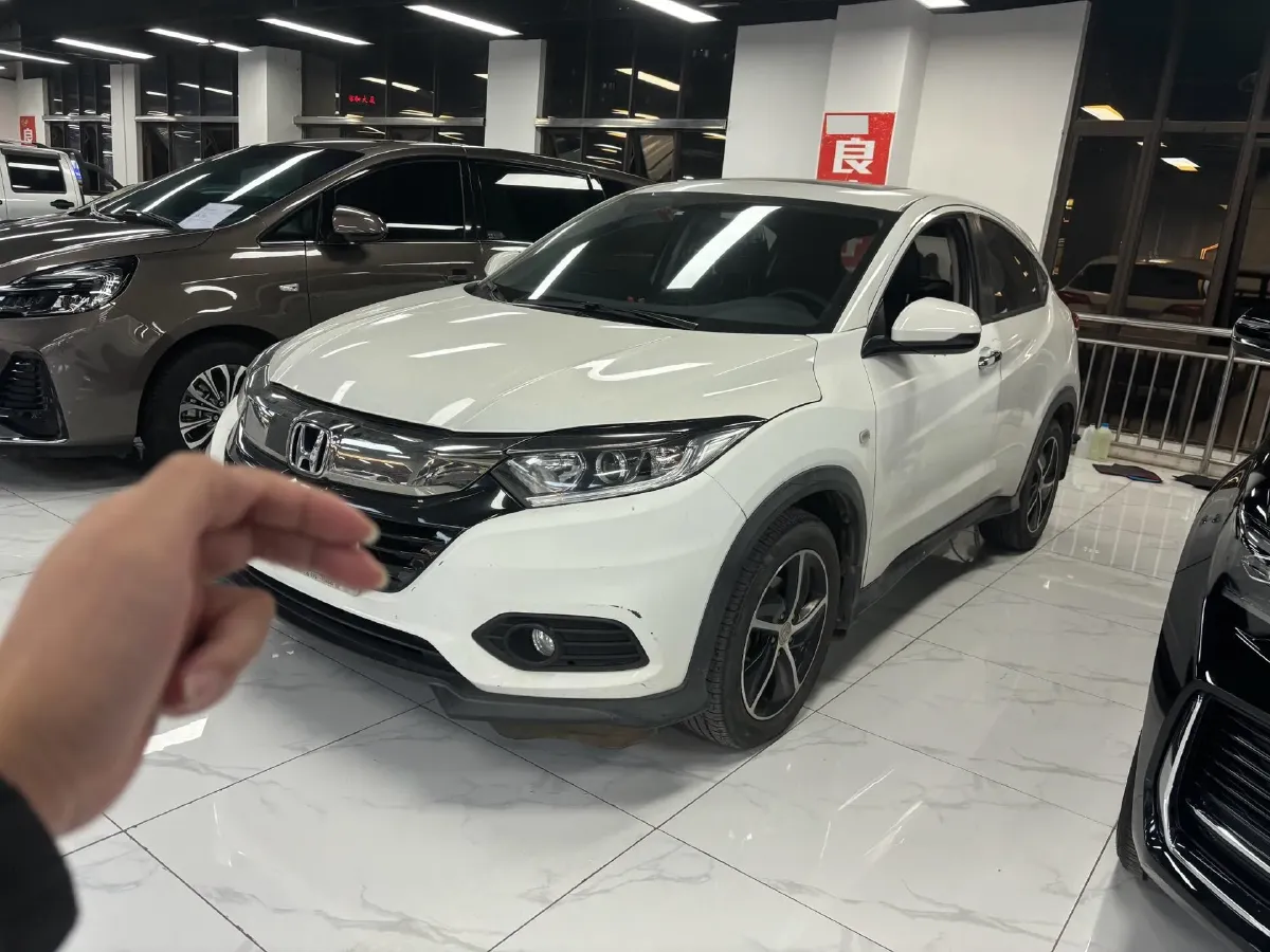 2020 Honda Vezel 1.5L 131HP L4 CVT,autocango,china used car exporter,china ev exporter,chinese used car exporter,chinese used ev exporter
