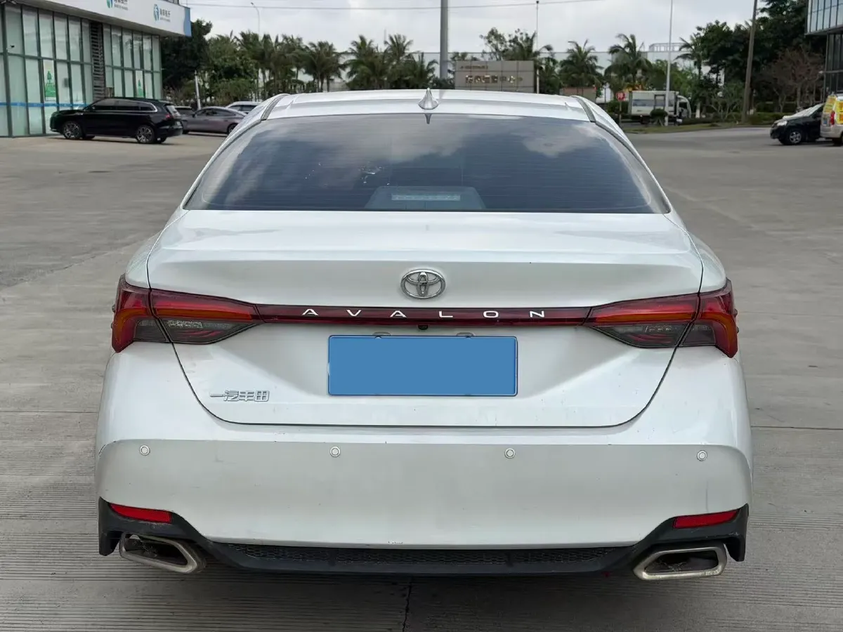 2023 Toyota Avalon 2.0L 177HP L4 CVT,autocango,china used car exporter,china ev exporter,chinese used car exporter,chinese used ev exporter