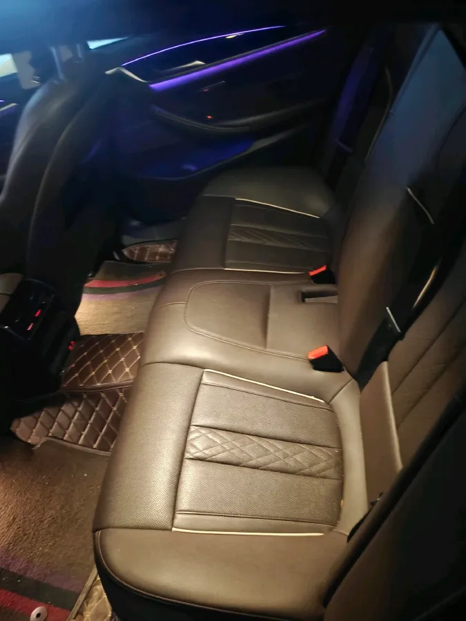 2021 BMW 5 Series 2.0T 184HP L4 8AT,autocango,china used car exporter,china ev exporter,chinese used car exporter,chinese used ev exporter